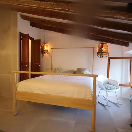 シャレー Charming House With Sea View